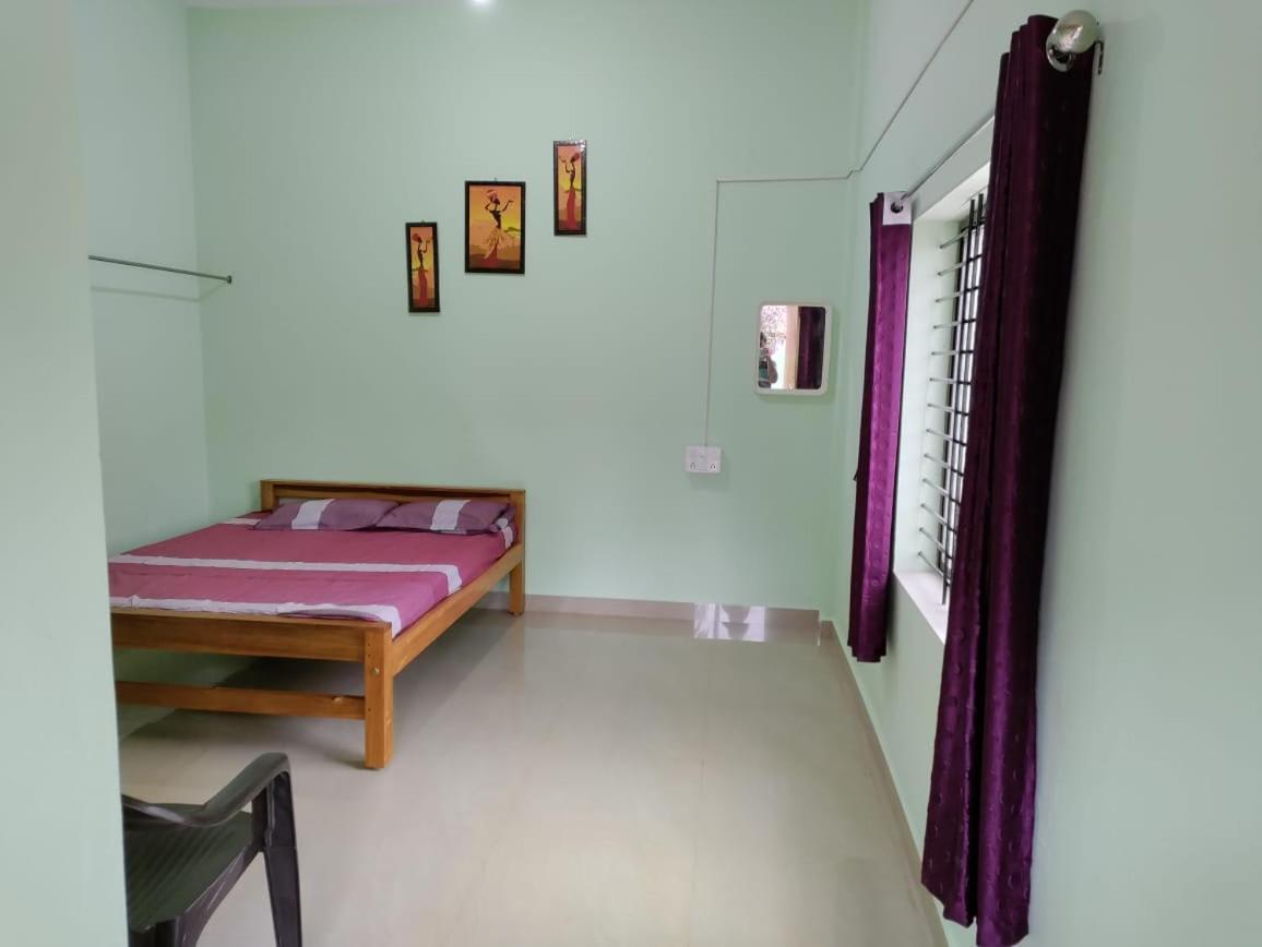 Kukke Guest Room Subrahmanya ภายนอก รูปภาพ